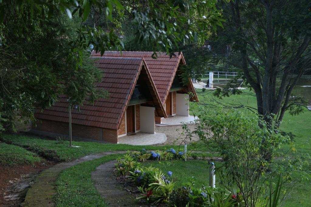 Rancho Js Pousada E Alambique 兰巴里 外观 照片